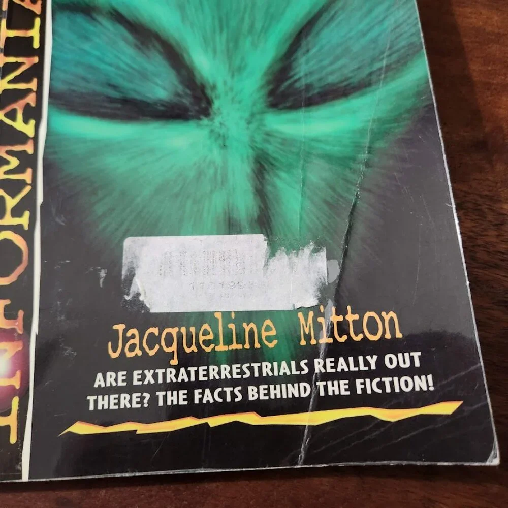 Informania Aliens Paperback Book by Jacqueline Mitton Chapter Books Young Adult